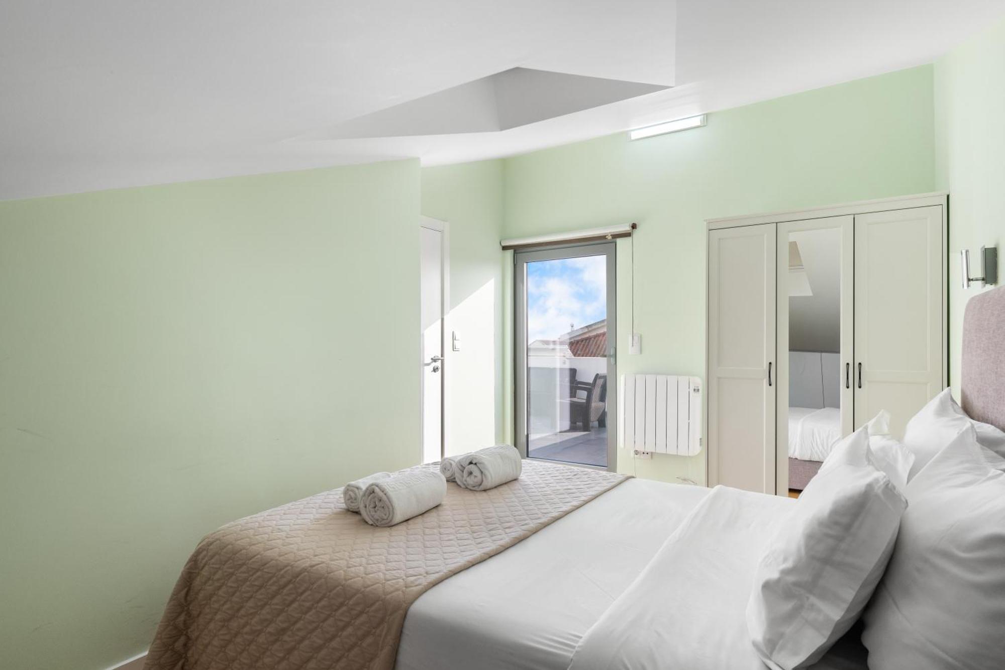 Charmy Villa Estoril By Amber Star Rent كاسكايس المظهر الخارجي الصورة