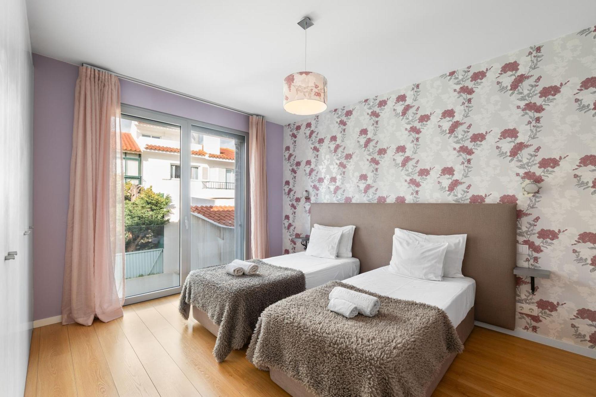 Charmy Villa Estoril By Amber Star Rent كاسكايس المظهر الخارجي الصورة